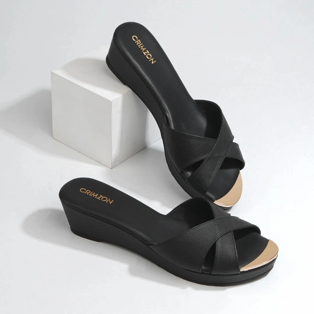 Supportive Fit Moist Safe AIYANA- BLACK WEDGES