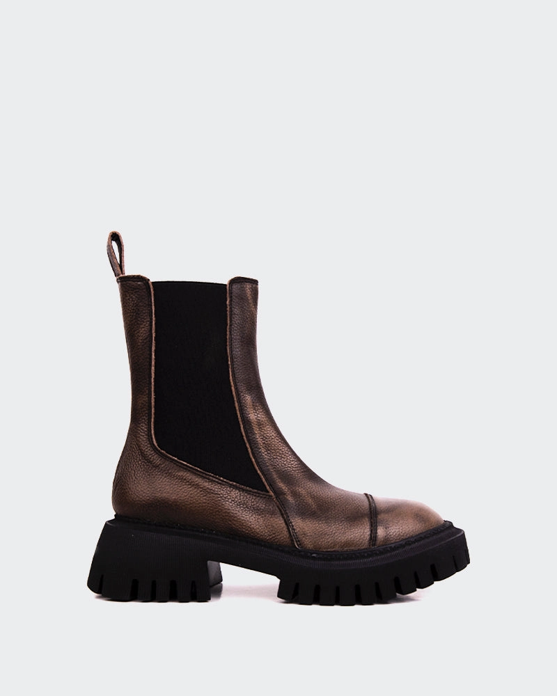 Laroi Charcoal Leather Low Profile Comfort Seeker