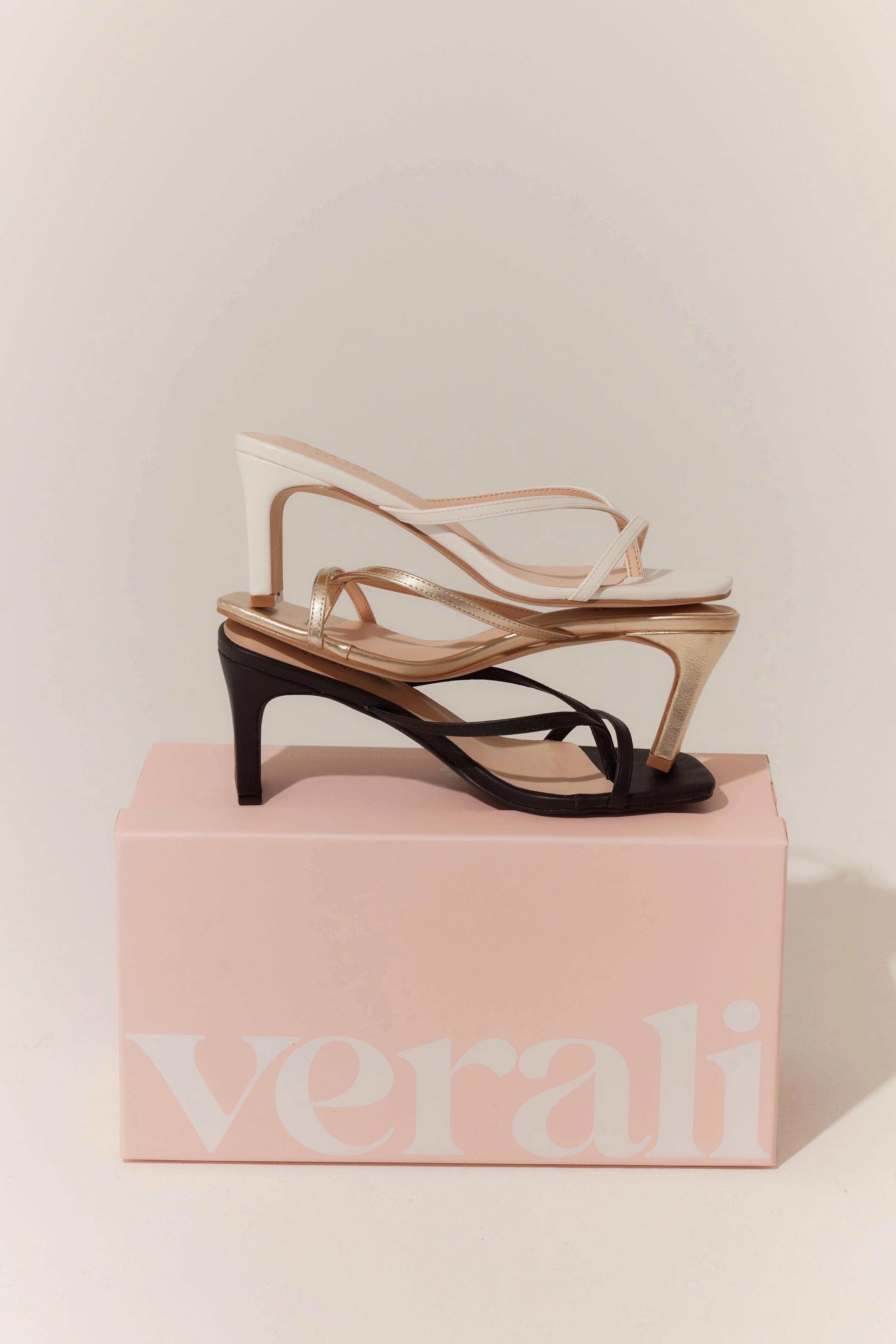 Indoor Comfort Gia Heeled Thongs - Chalk White