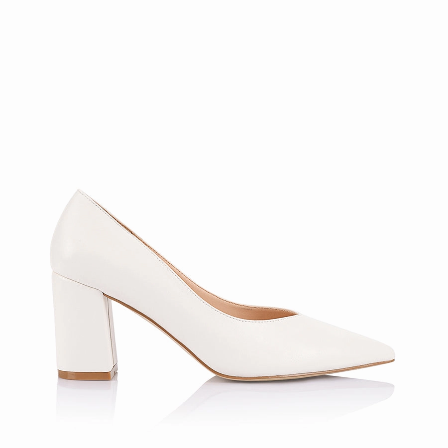 Romantic Pair Natural Form Elliot Block Heel Pumps - Chalk White