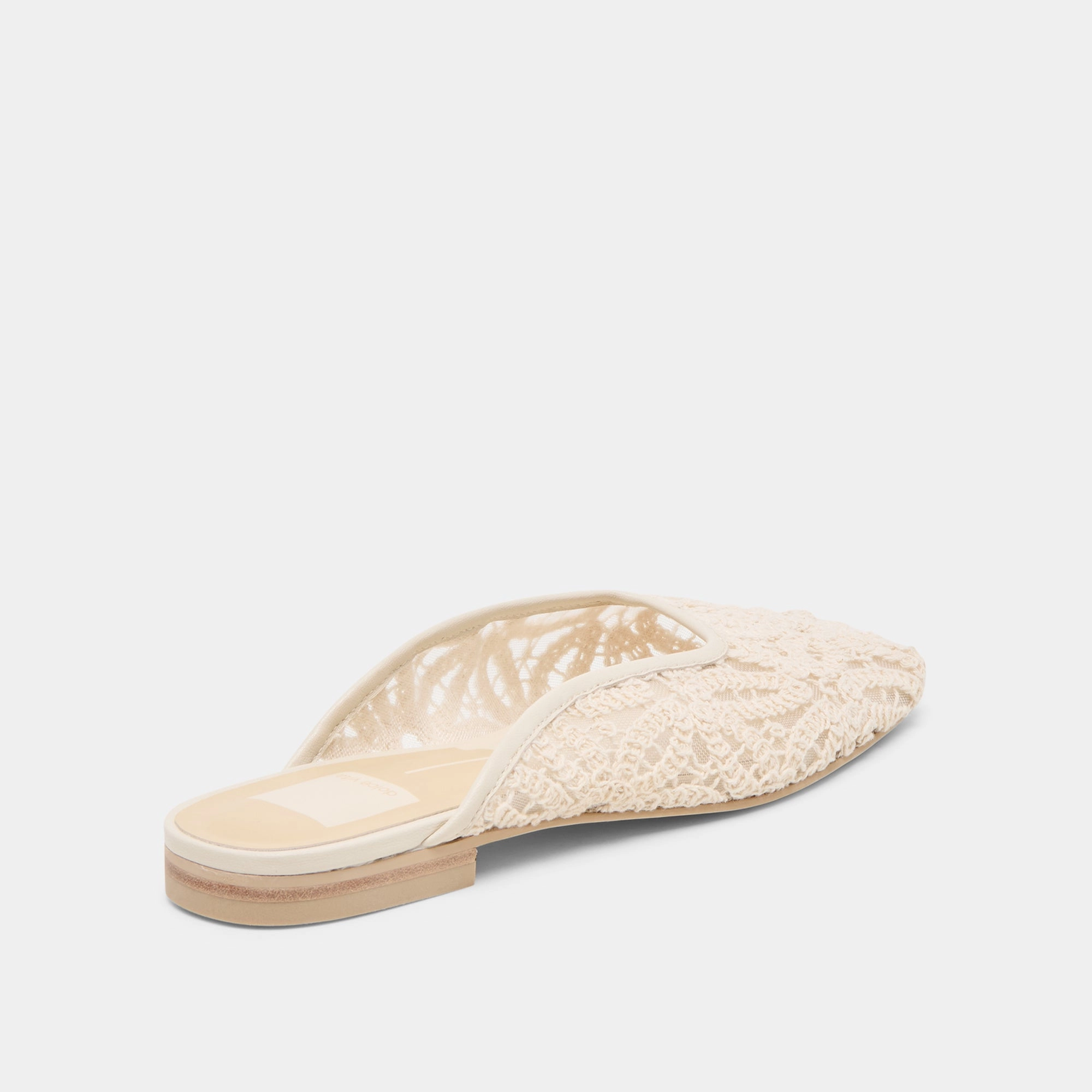 Rough lace - type AUBRIE FLATS IVORY MACRAME MESH