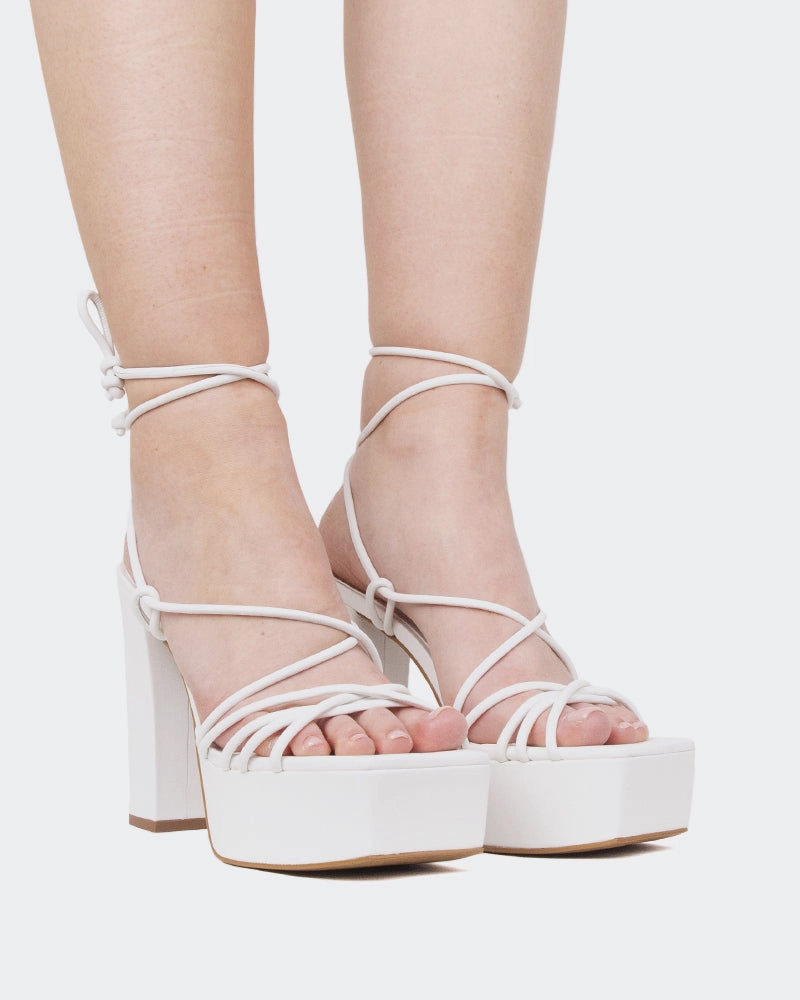 Antigua, White Leather/Cuir Blanc Heel Ease Daily Wear Shoes