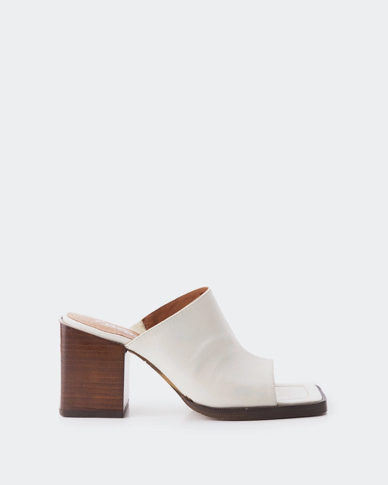 Retro Arleth Off White Leather