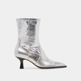 ARYA BOOTS SILVER DISTRESSED LEATHER cross - trainers' versatility
