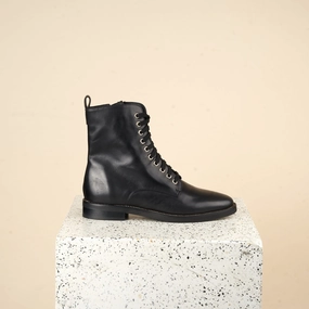 Lace-Up Design Asti Due - Black Leather