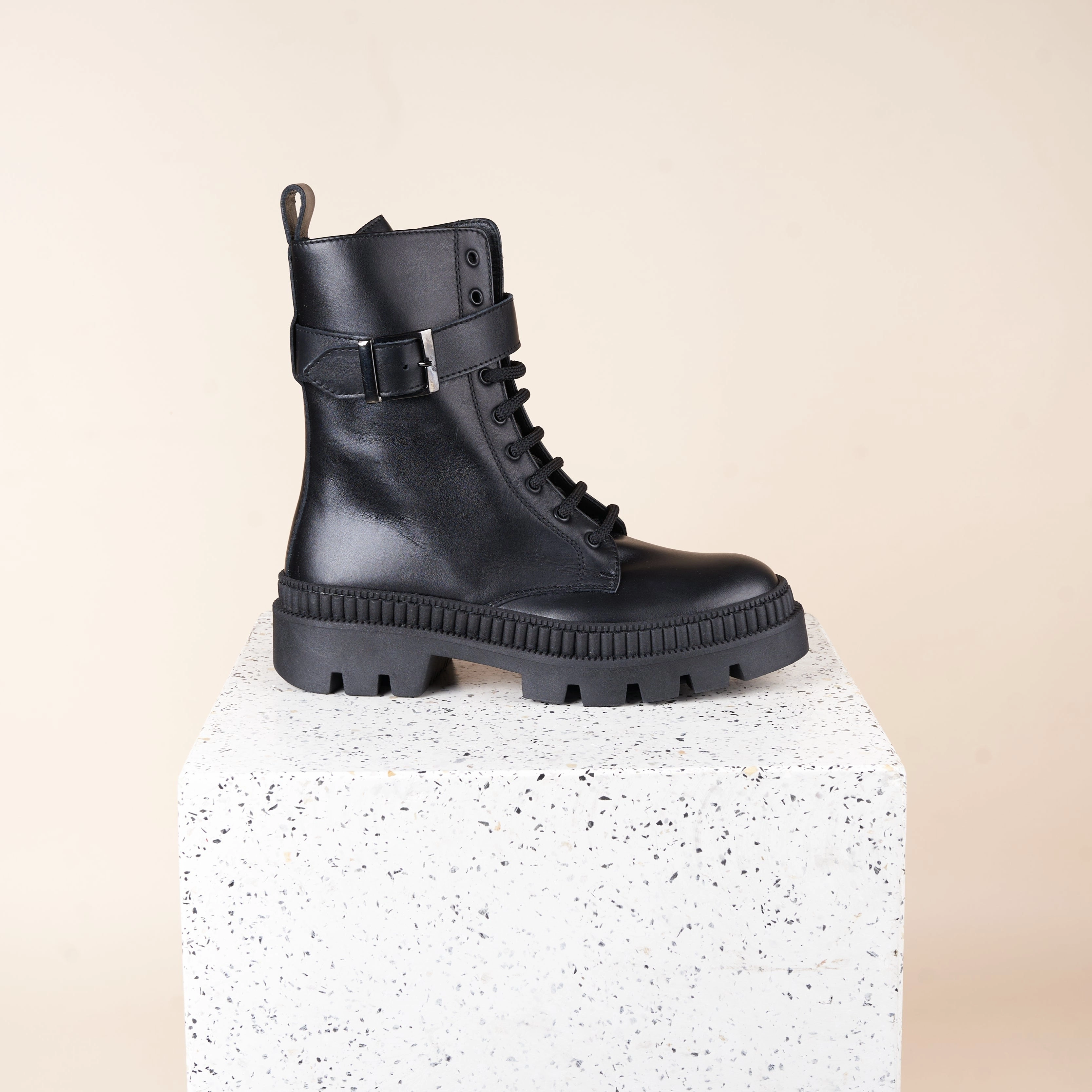 Weather Ready Atina - Black Leather