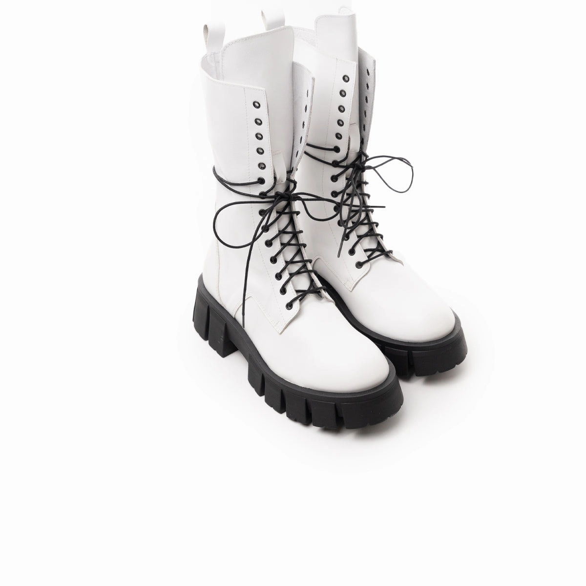 Bangkok White Leather Comfort Lining Cold Weather Commuter Square Toe