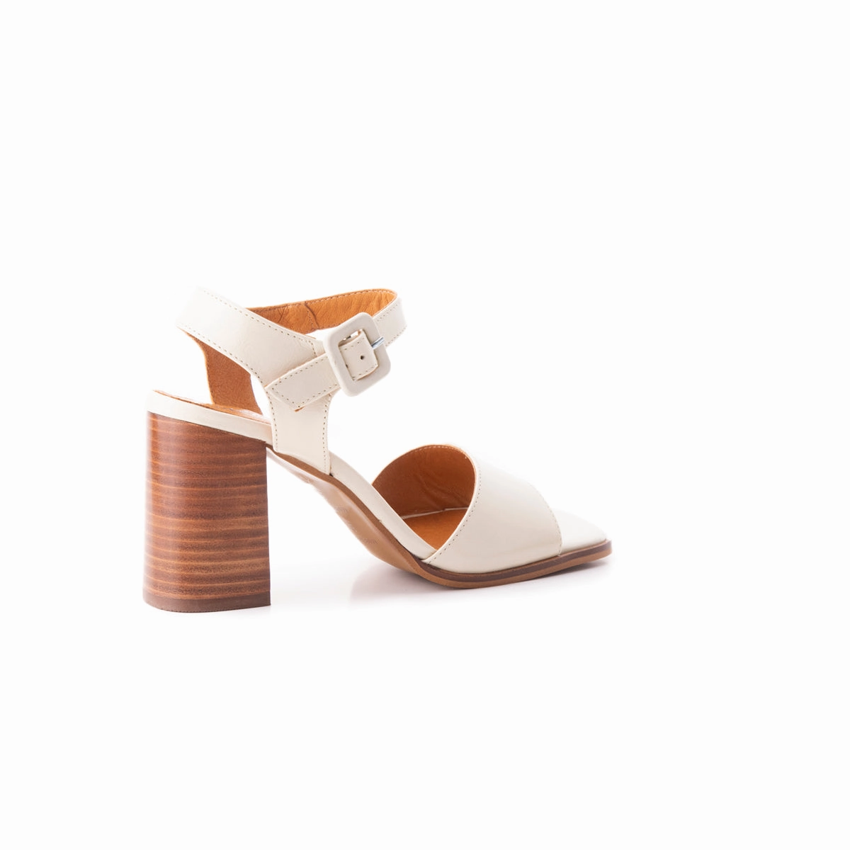 Coimbra Off White Leather Flexible Tread Pattern