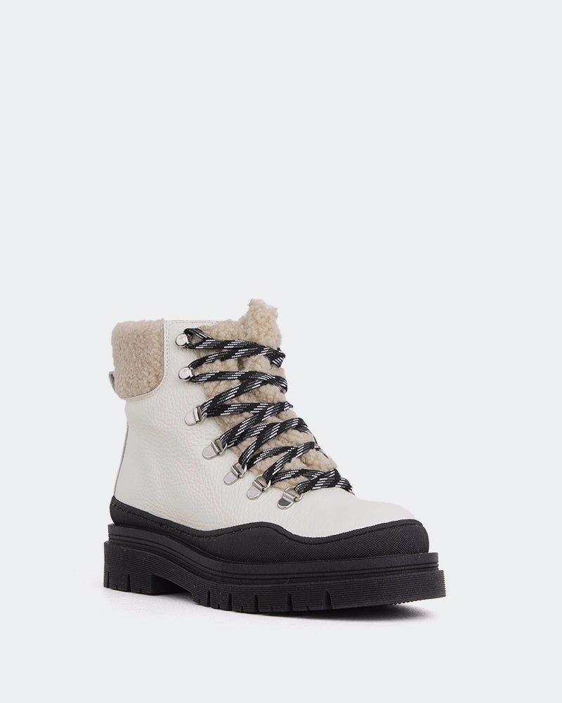 Blues Beige Leather Arctic Cold