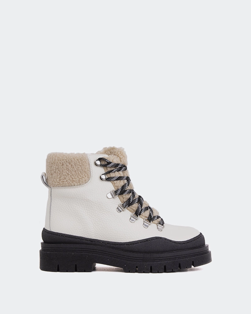 Outdoor Performance Blues Beige Leather