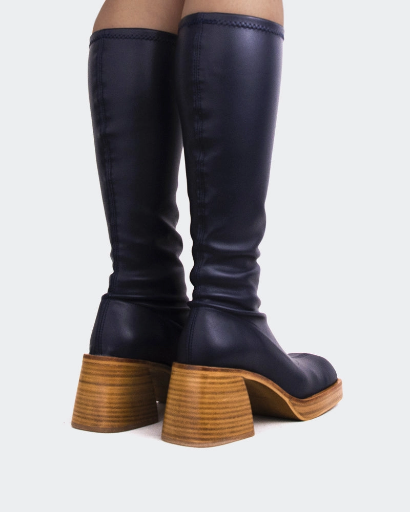 City Utility Hard Terrain Bourne Navy Stretch