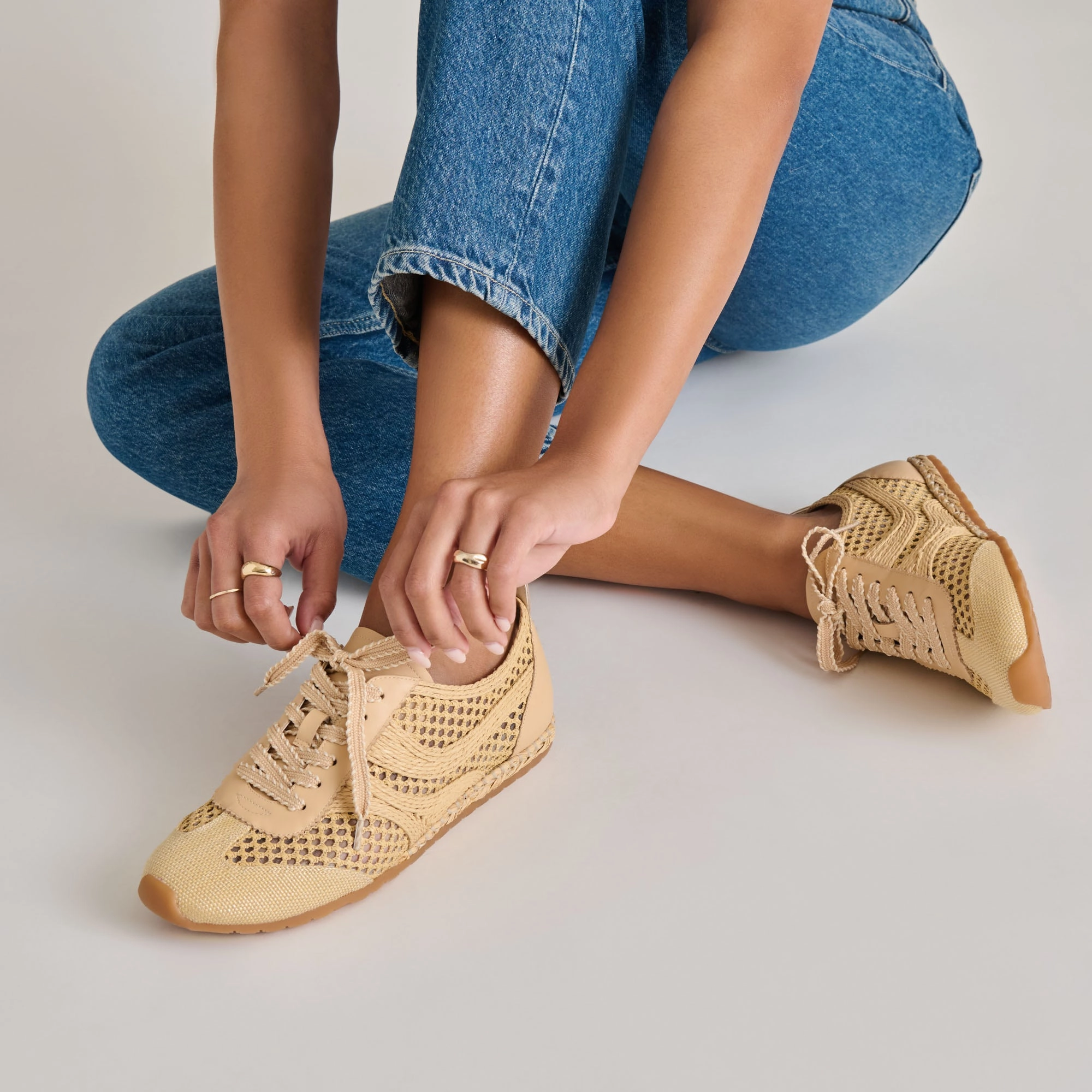 Insulated Thermal Layer Traction Optimized Pattern DREAM SNEAKERS LT NATURAL WOVEN RAFFIA