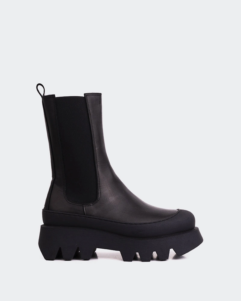 Grippy Outsole Mountain Climber Cranbrook Black Leather