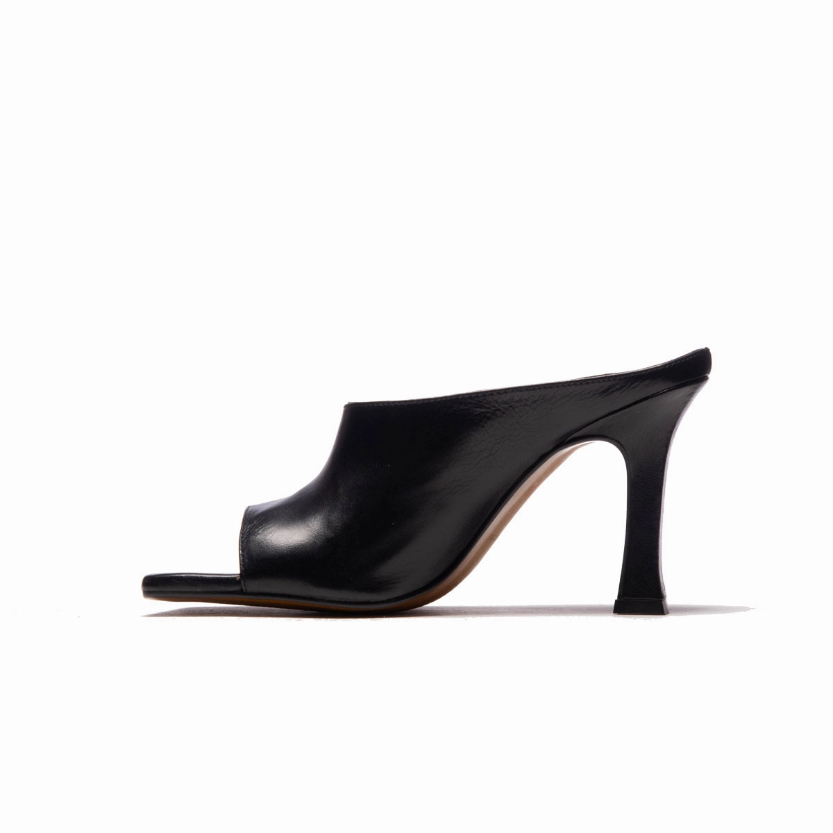 Fashionable Look Davinci Black Leather