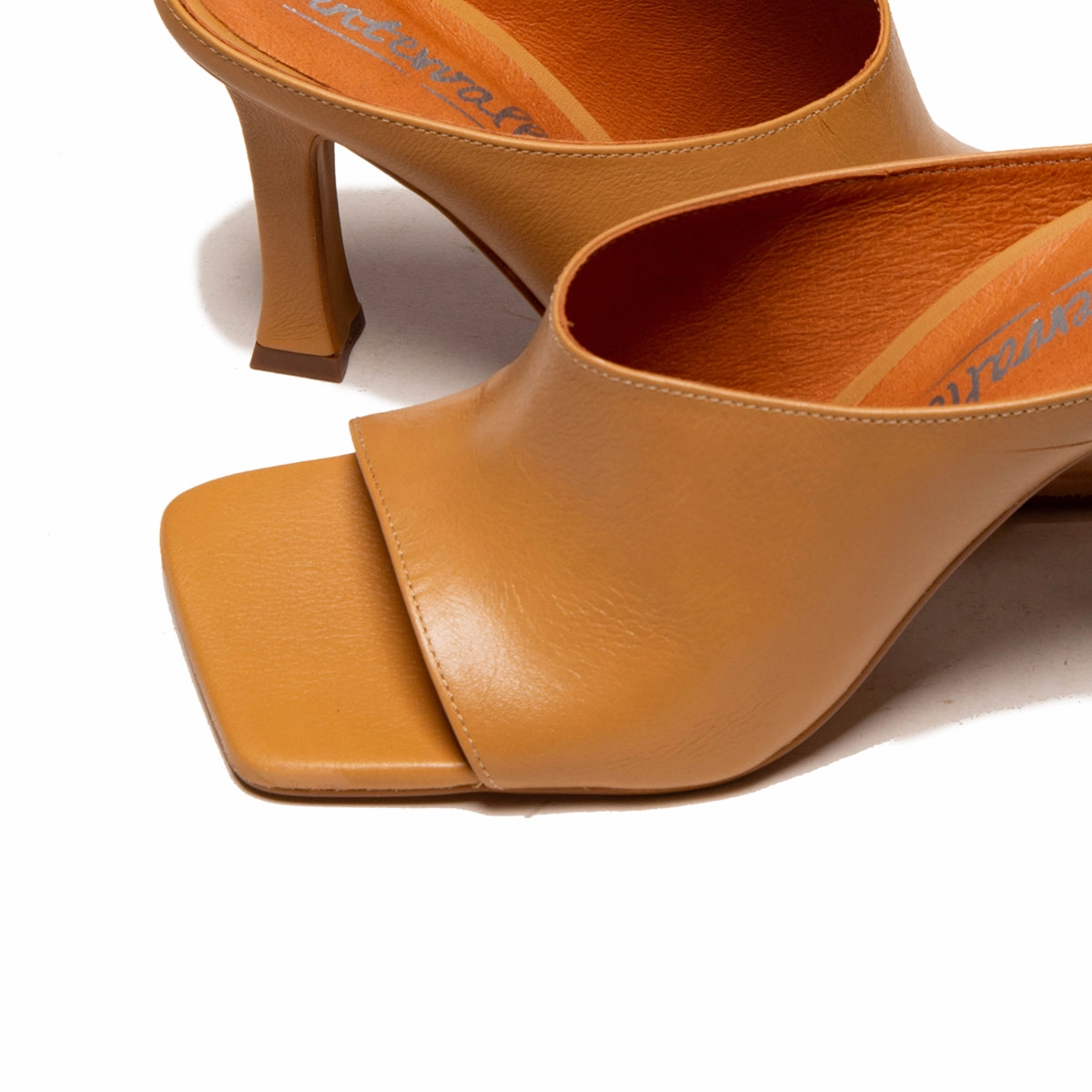 Davinci Camel Leather seniors' comfort Odor Eliminating