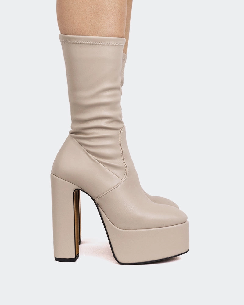 Dixie Nude Stretch Flexible Midsole Construction