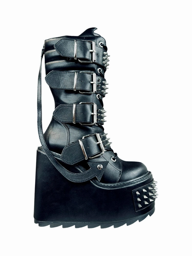 DUNE SPIKE - BLACK/SILVER Rugged Built Snowy Path