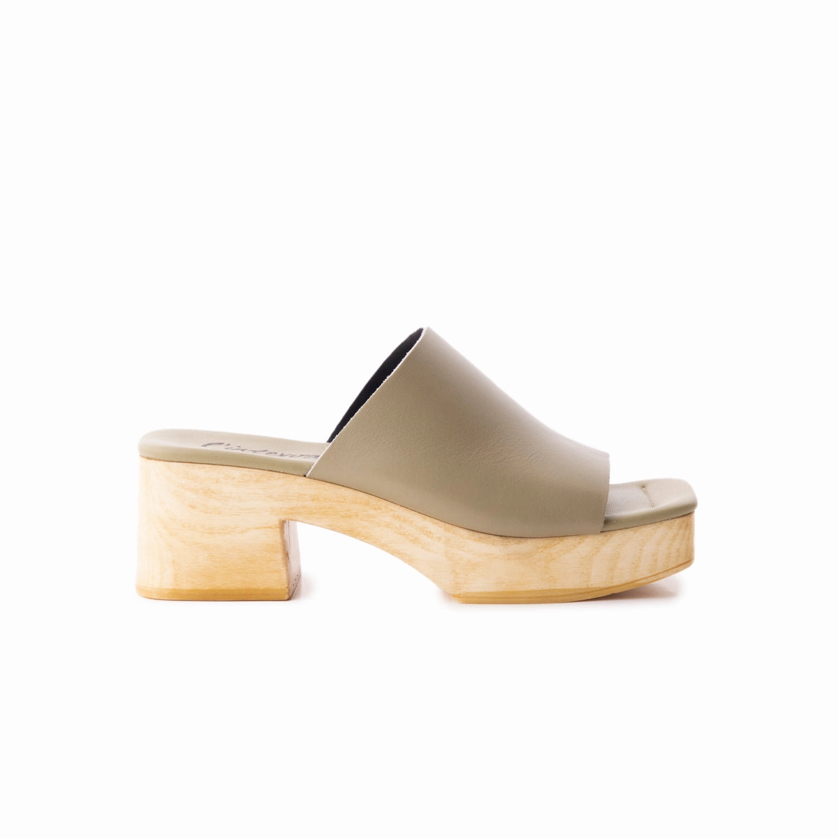 Delphine Green Leather Casual Flats Step In