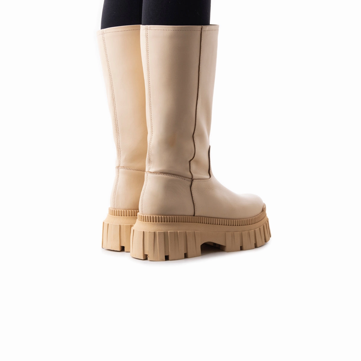 Oil-Resistant Eloise Cream Leather