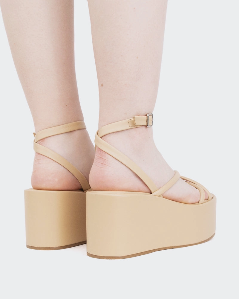 Dionira Camel Leather Elite Cushioning