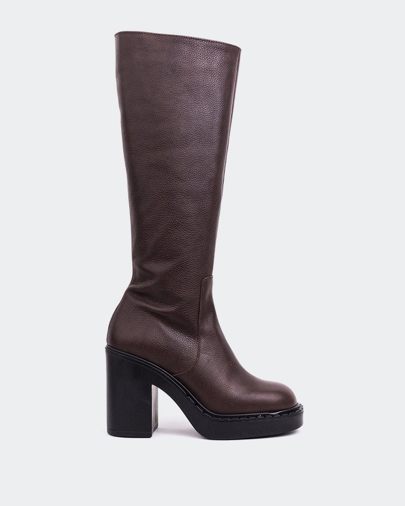 Hedon Brown Leather Lined interior