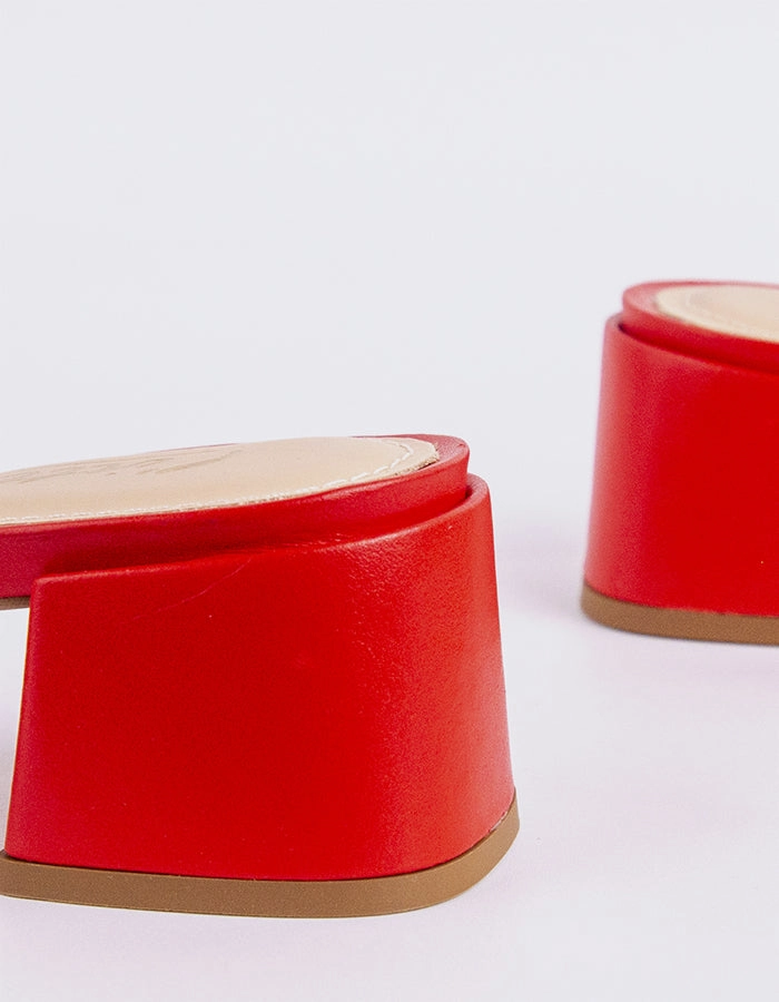 Light Comfort Toe Gripping Technology Fortunata Red Leather