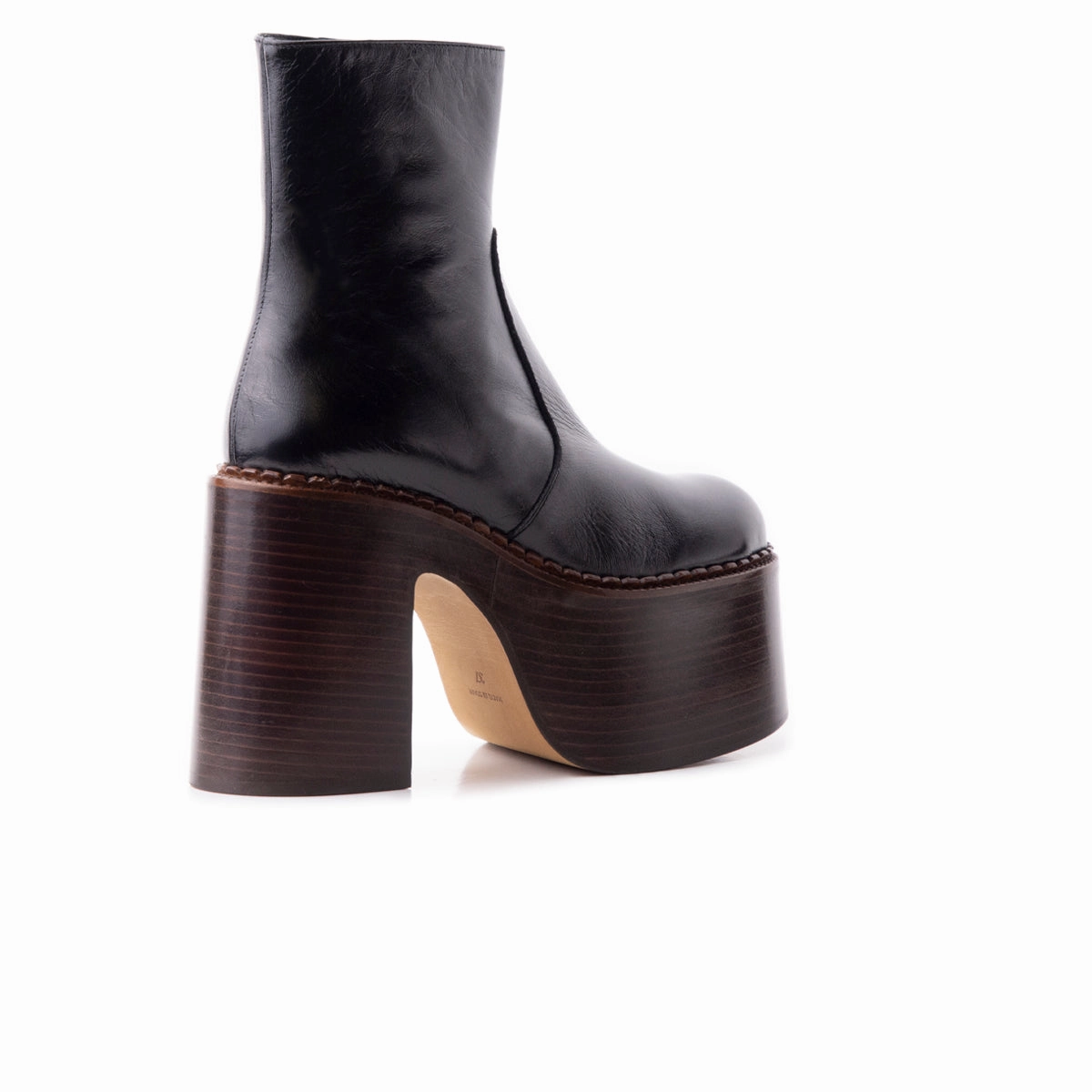 Northern Resident Gunner Black Leather & Brown Sole