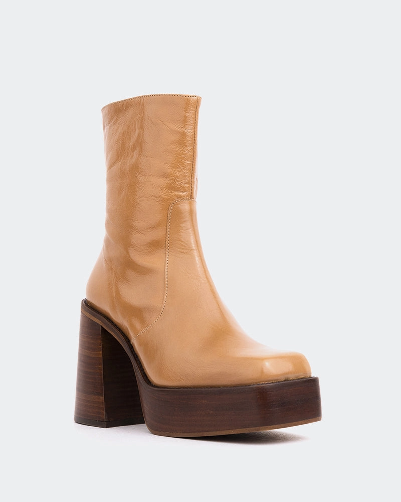 Wicked Camel Leather Breathable Upper Shock Absorbing Cold Weather Commuter