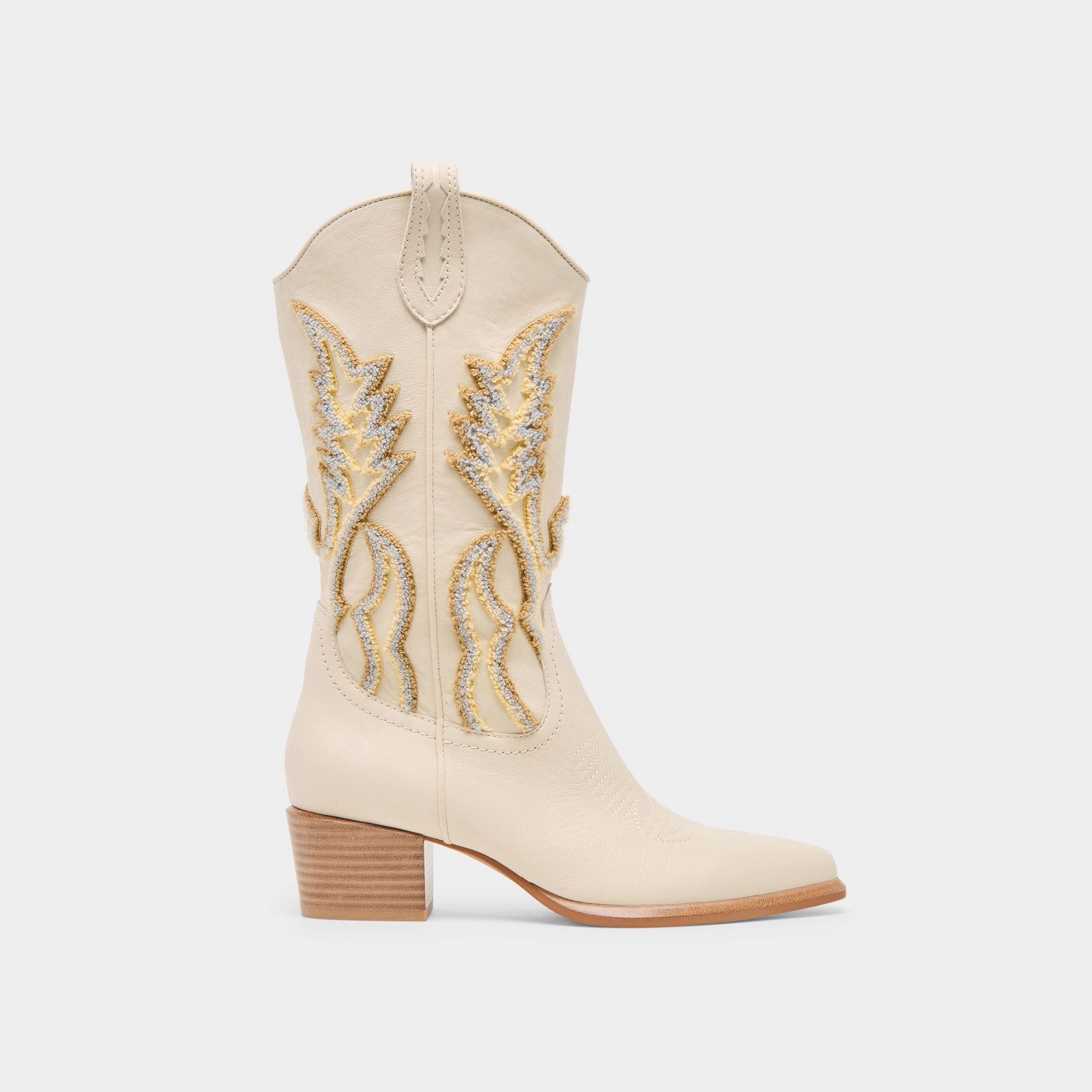 VILA BOOTS IVORY LEATHER Fashion-forward comfort
