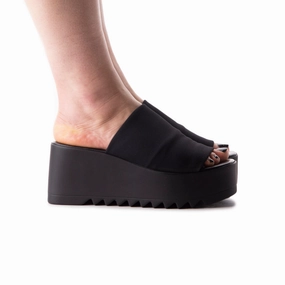 Indria Black Stretch traveler - style