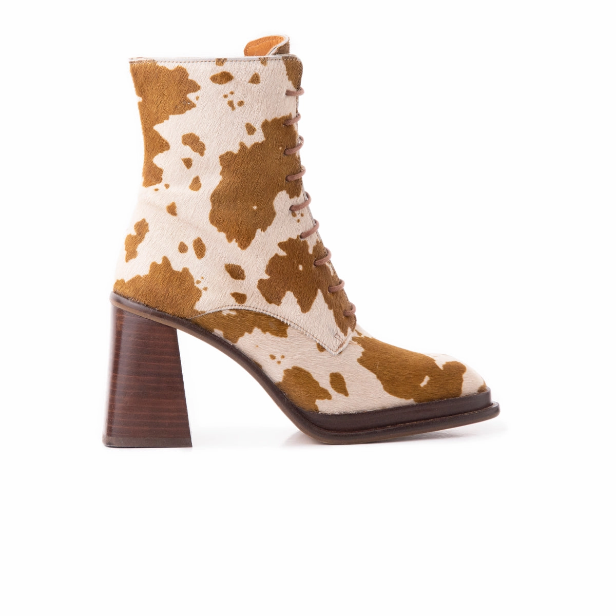 Dusseldorf Brown Cow Pony Bootie Cut