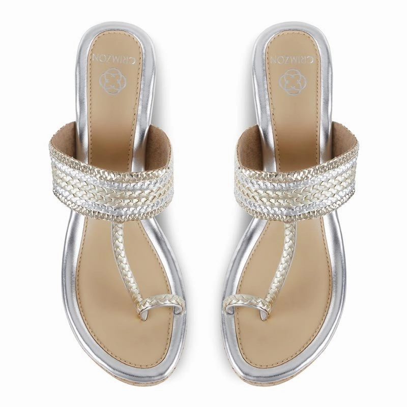 JESSI- GOLD KOLHAPURIS Soft Straps