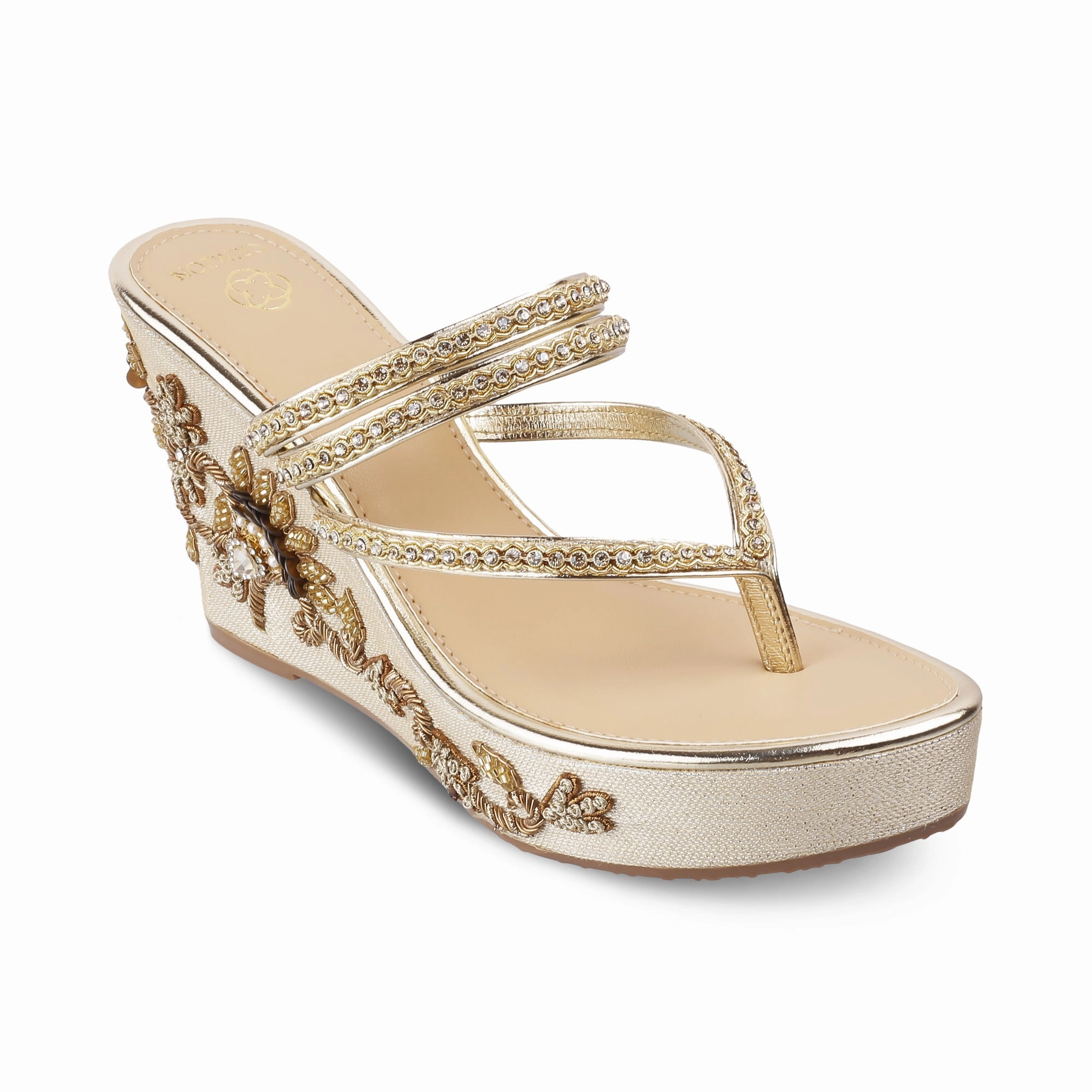 Everyday Versatile Footwear KASHIDA- EMBRIODERED WEDGES