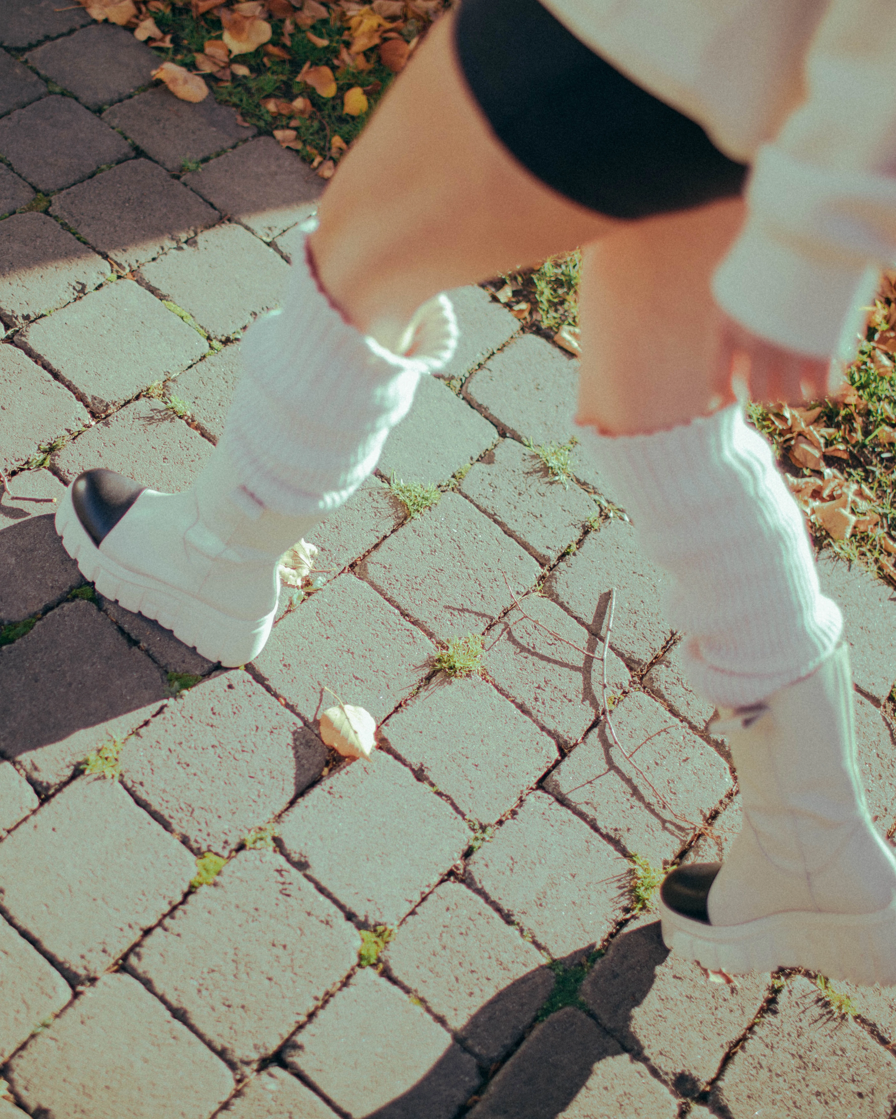 Compact Frame Kelowna Beige Leather