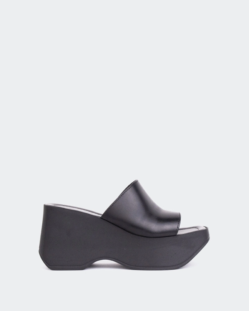 Reflective Safety Accents Comfort Cushioning Klum Black Leather