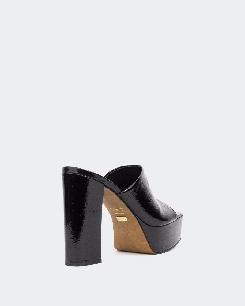 Leva Black Naplack Support Feel