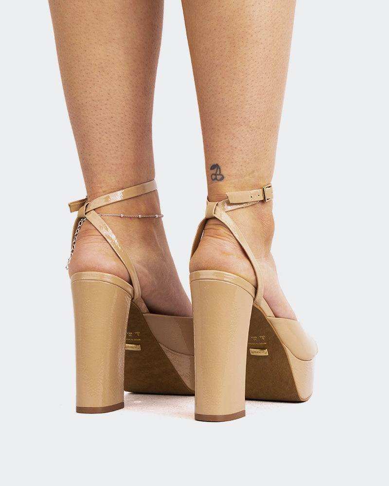 Resort Ready Levita Almond Naplack