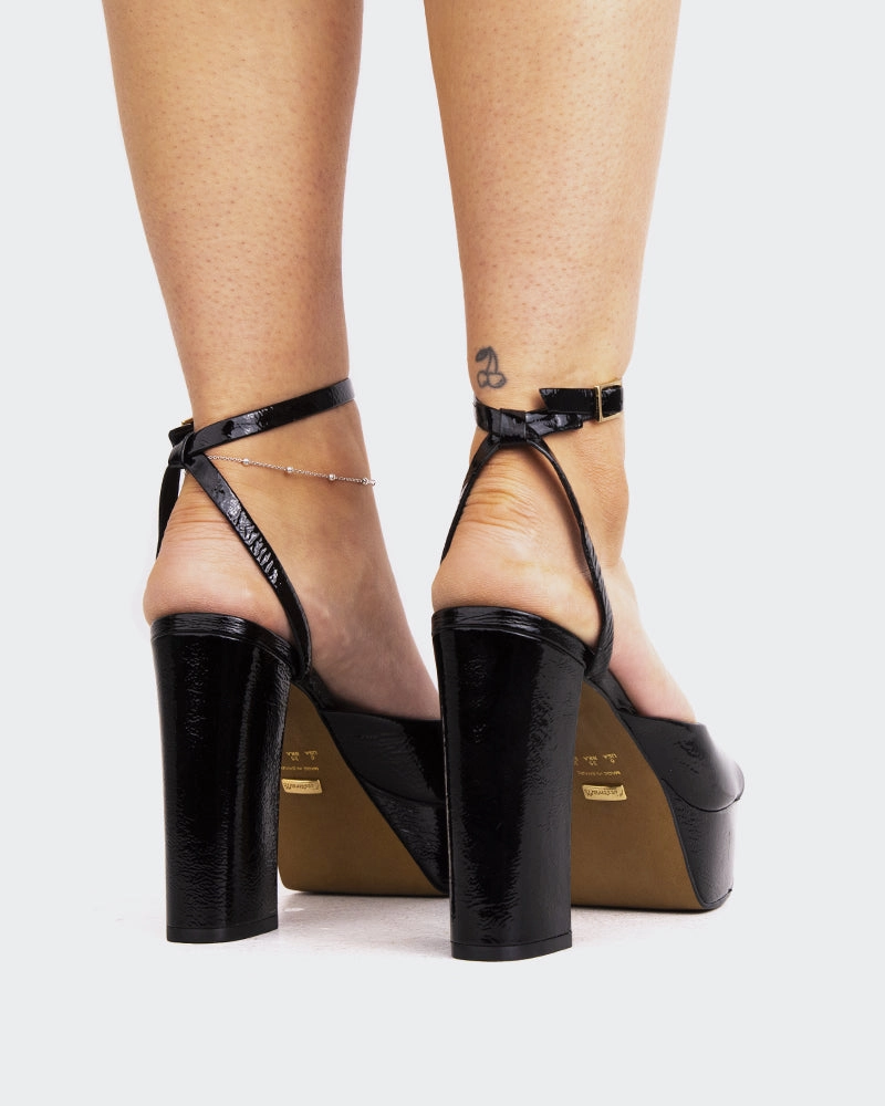 Levita Black Naplack Bow Charm Comfort All-Day