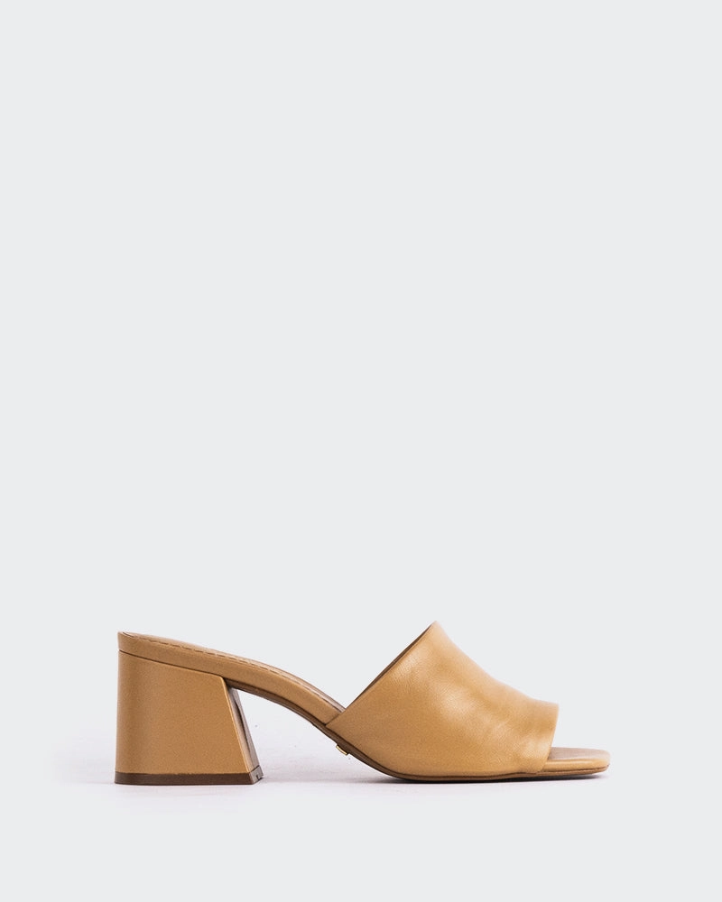 Clarabelle Camel Leather Sandal Sole Travel Footwear