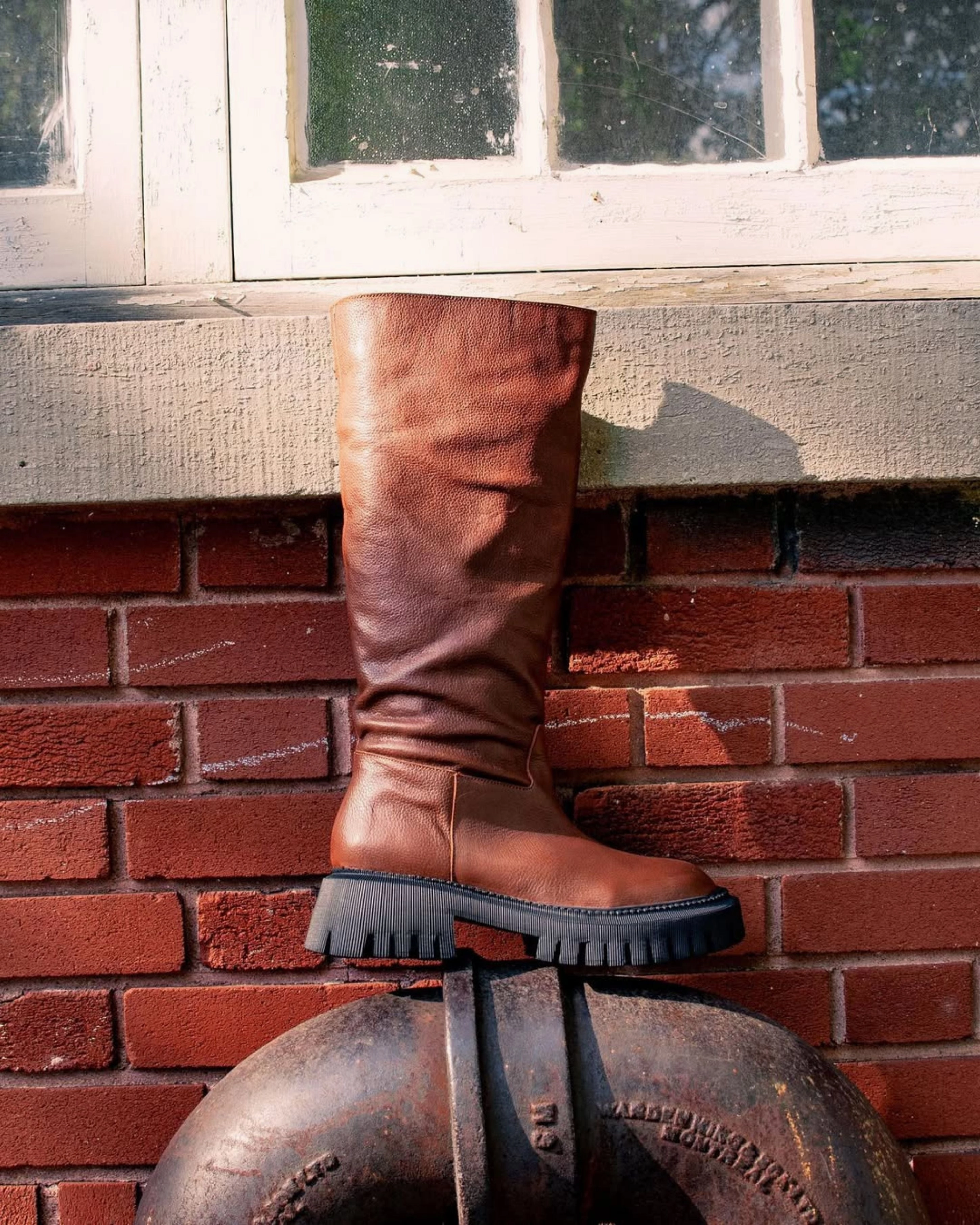 Rector Tan Leather Comfort arch