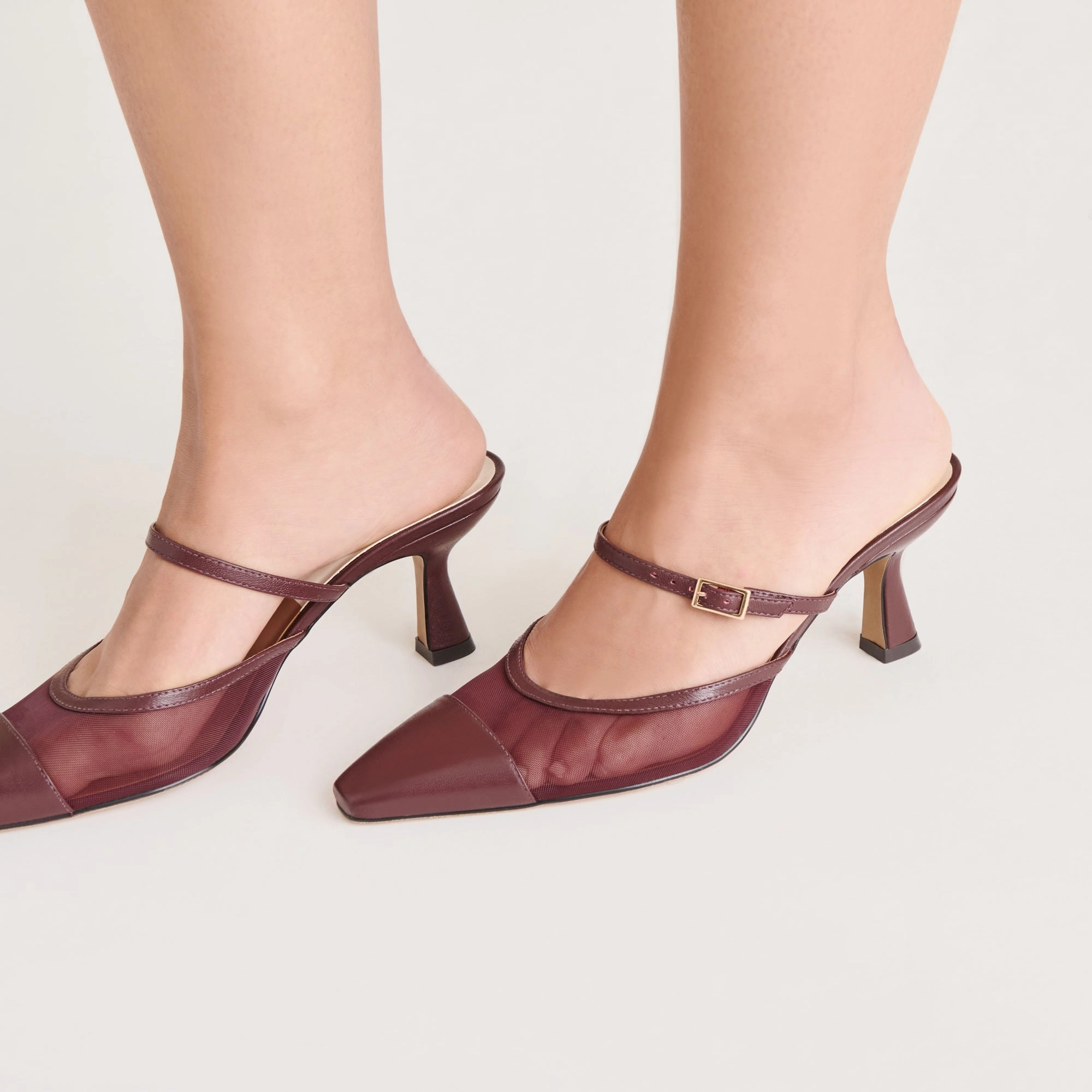 LOYD HEELS BURGUNDY MESH Shock-absorbent arch thermal