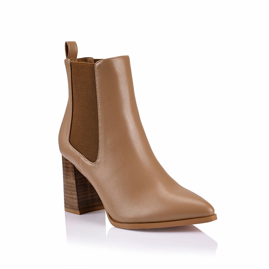 Day Outing Magellan Chelsea Ankle Boots - Dark Camel
