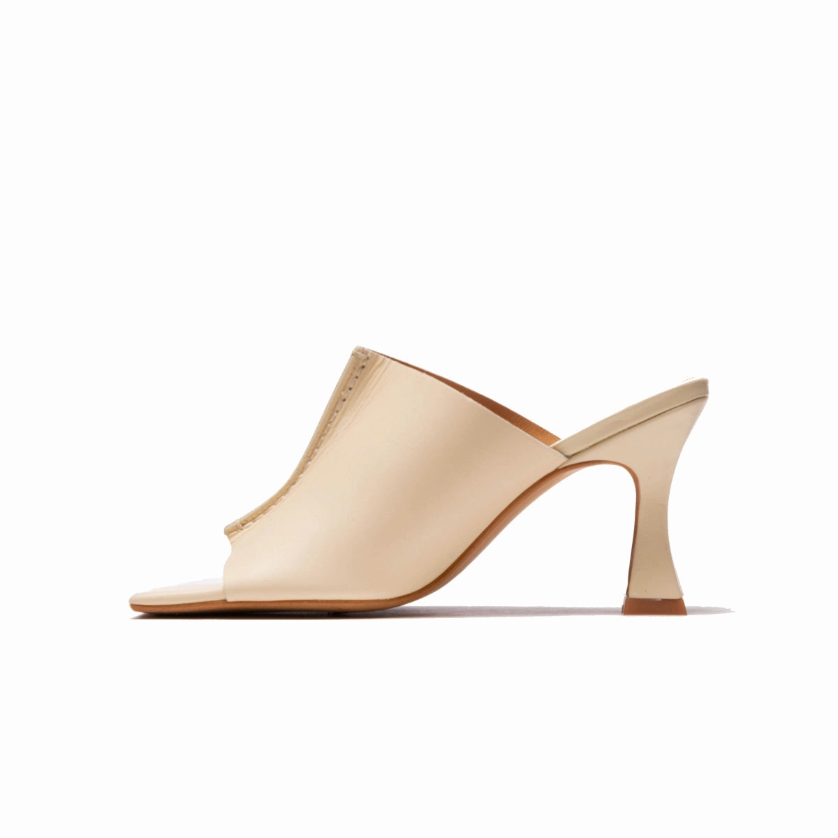 padded sole least travel Maica Ice Leather