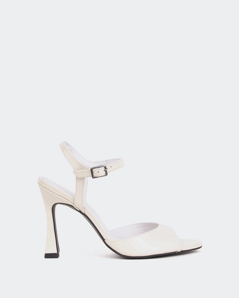 Multi directional traction Miracle Off White Patent/Vern.Blanc Cass??