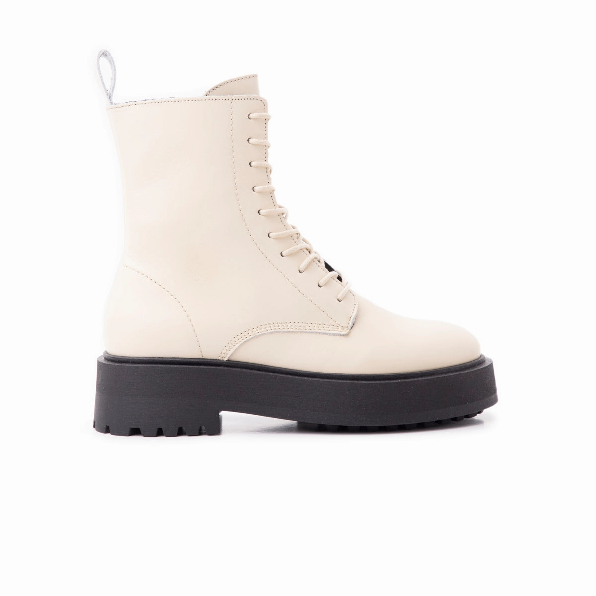 Matane Beige Leather Breathable Mountain Climber