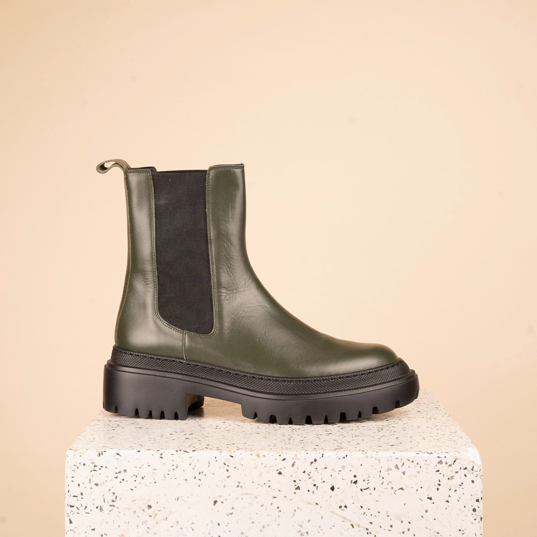 Side zipper Abrasion-resistant Monza - Pine Calf Leather