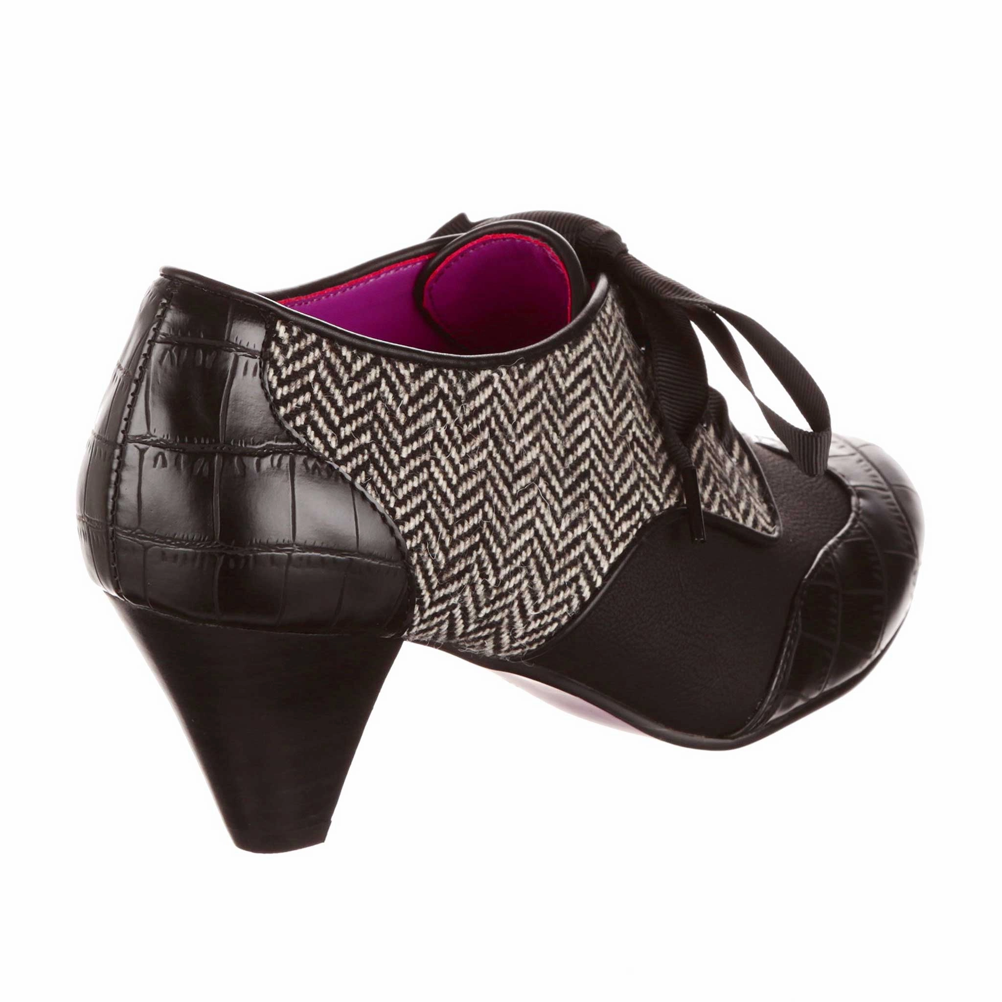 Soft Pad Cross Floor Tippy Tap