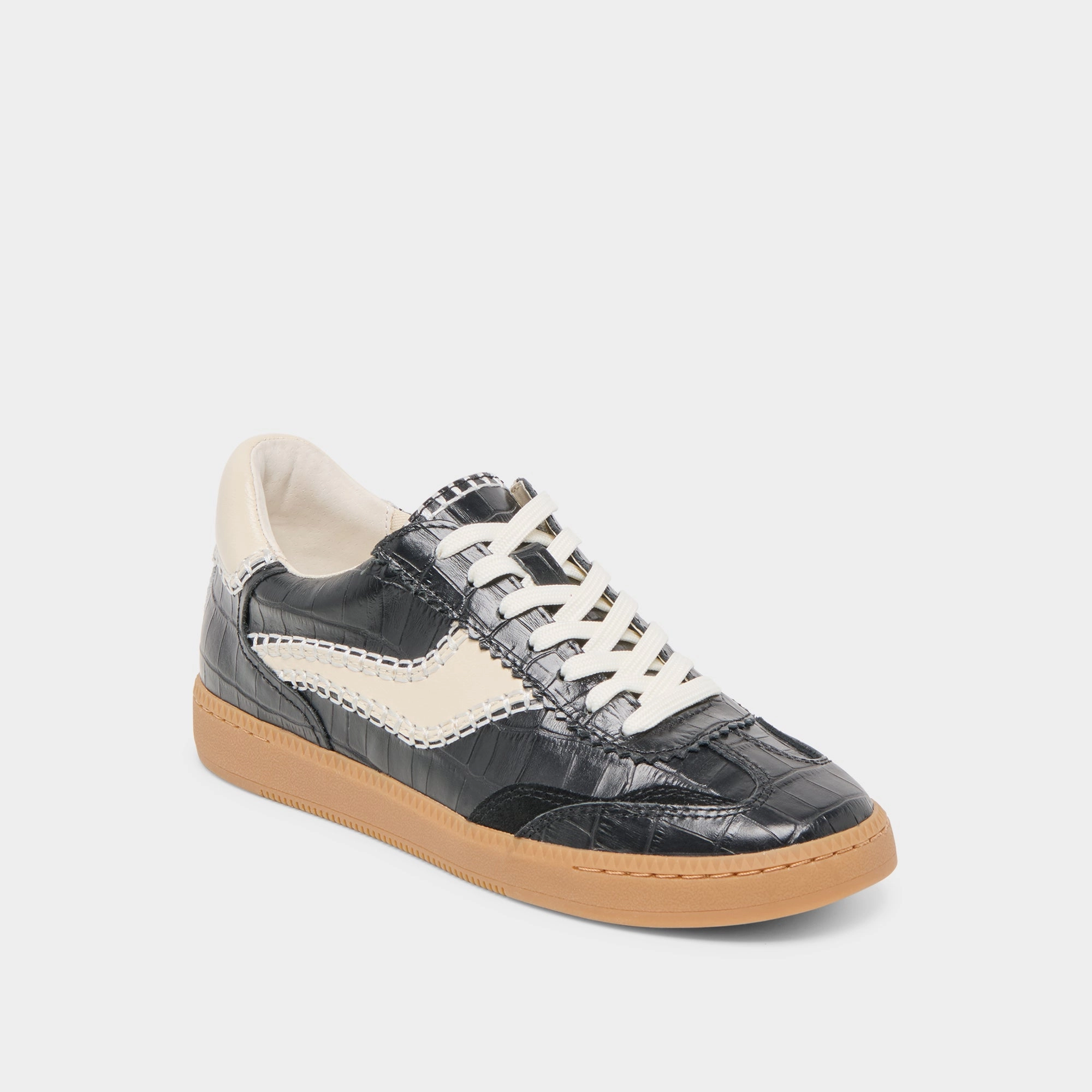 NOTICE STITCH SNEAKERS NOIR CROCO EMBOSSED LEATHER Rubberized Tread Exclusive chic