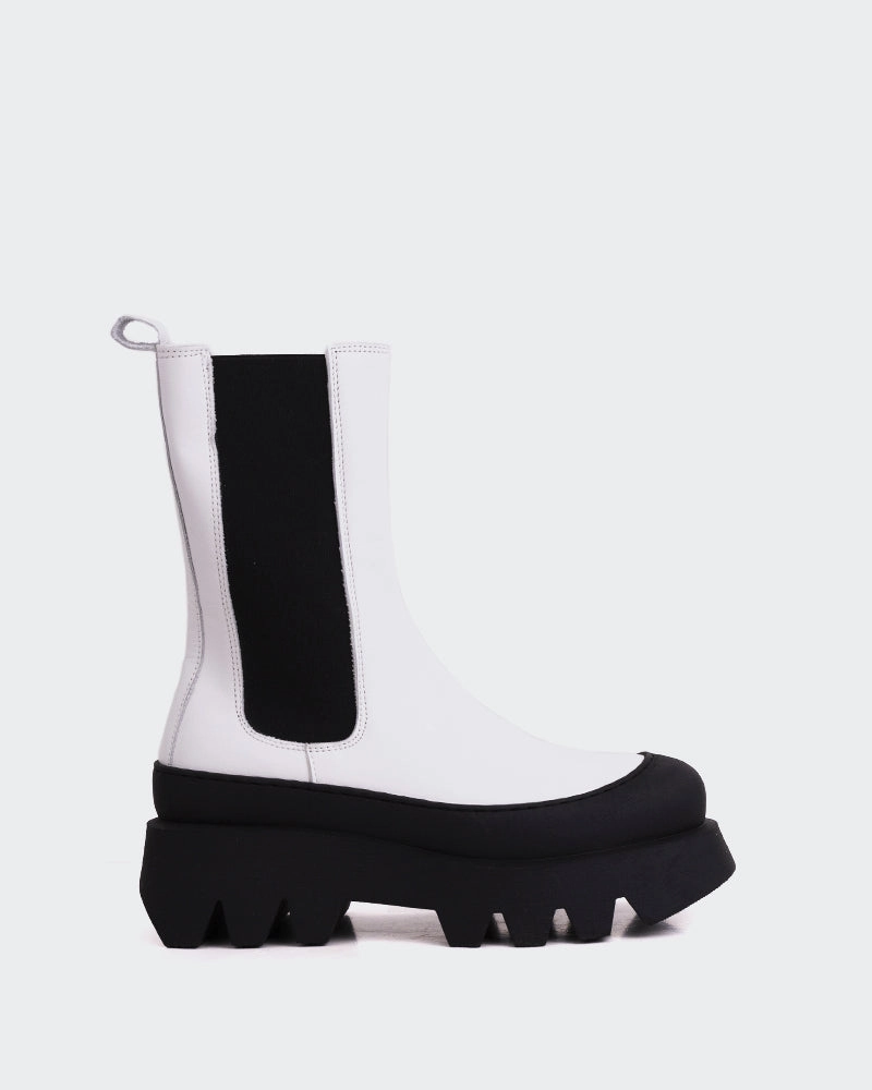 Outdoor Protection Transitional Look Cranbrook White Leather