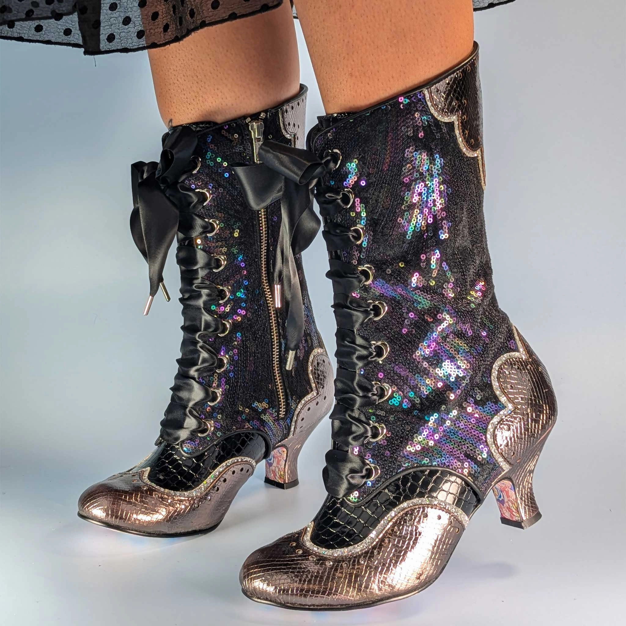 Soft-touch design mountain climbers Chimney Smoke